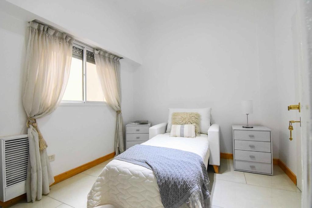 Dpto. En Recoleta: Calido, Proximo Y Confortable بوينس آيرس المظهر الخارجي الصورة